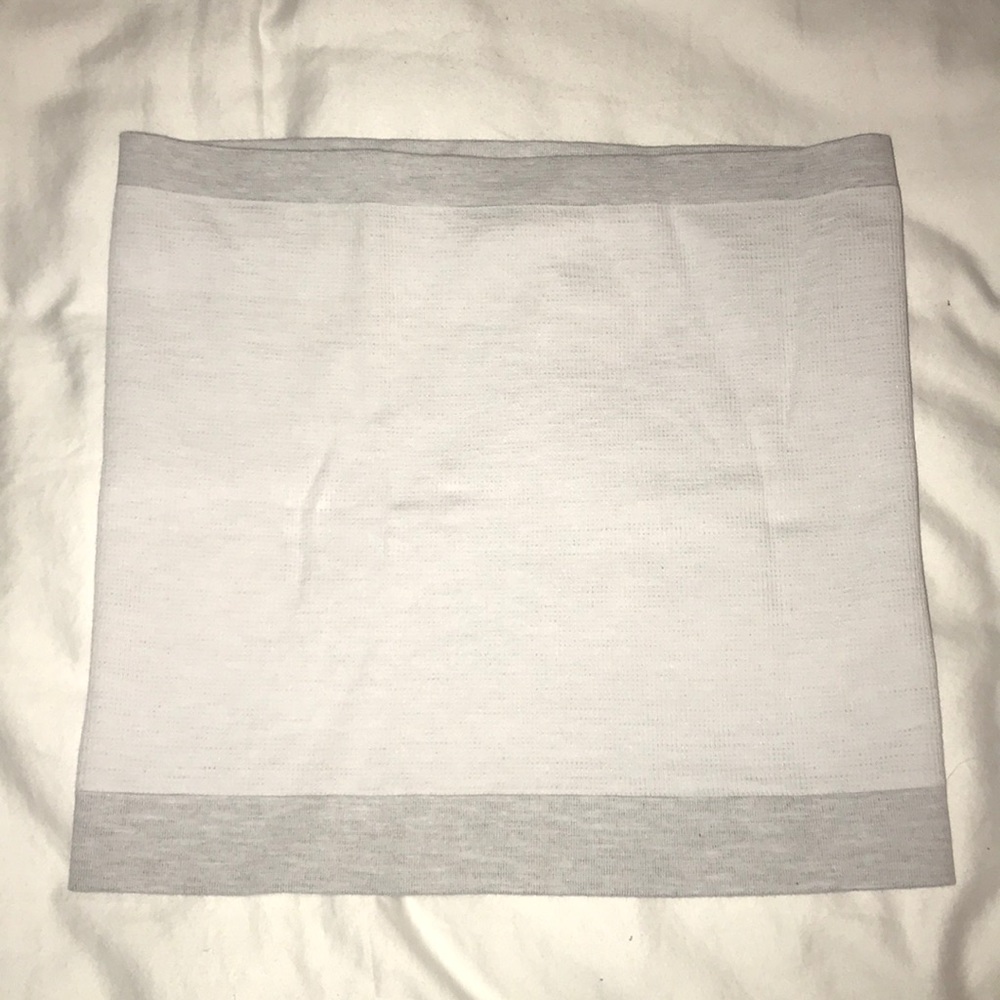 Urban Outfitters Seamless Tube Top - Picture 4 of 6